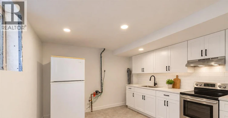 2137 York Street, Windsor, ON, N8X 1W8 - 13