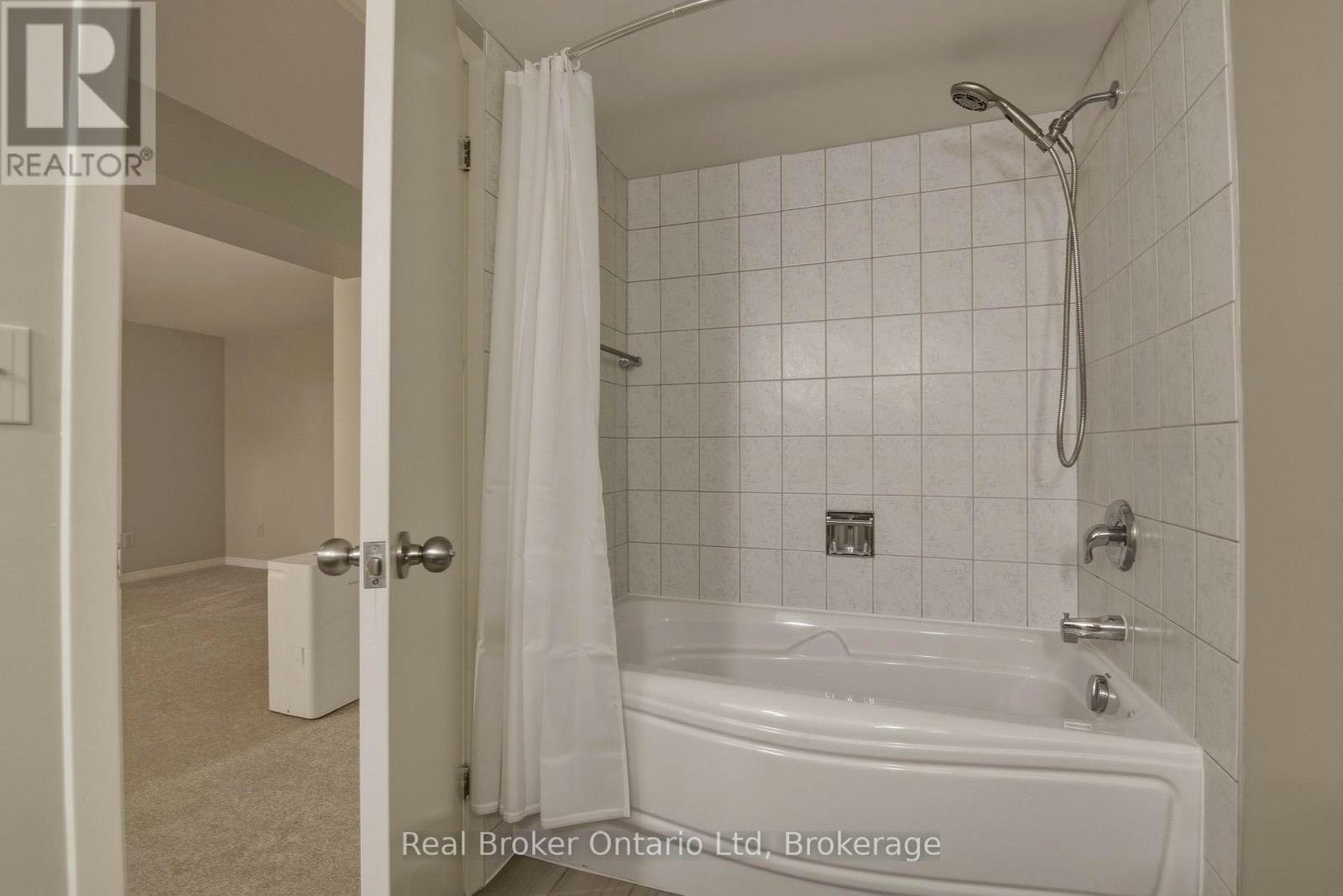 940 5th Avenue E, Owen Sound, ON, N4K 2S2 - 14