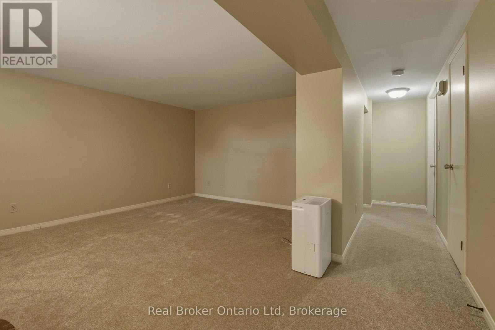 940 5th Avenue E, Owen Sound, ON, N4K 2S2 - 9