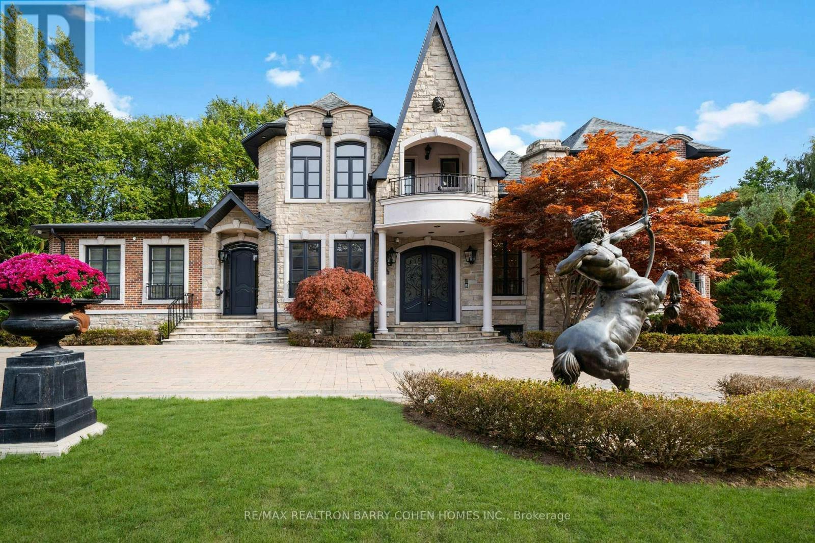 13 Legacy Court, Toronto, ON, M2L 2Y7