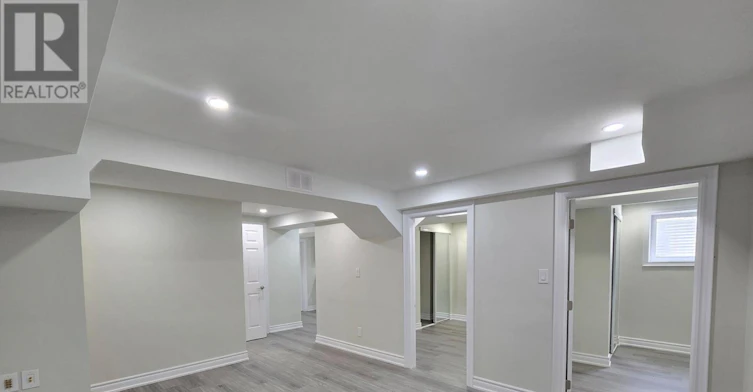 BSMT-45 Ball Crescent, Whitby, ON, L1P 1W6 - 4