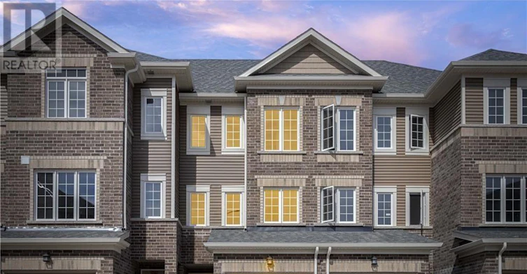 47 Pumpkin Corner Crescent, Barrie, ON, L9J 0T7