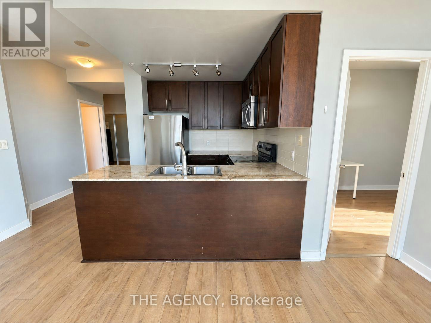 1005-3985 Grand Park Drive, Mississauga, ON, L5B 0H8 - 3