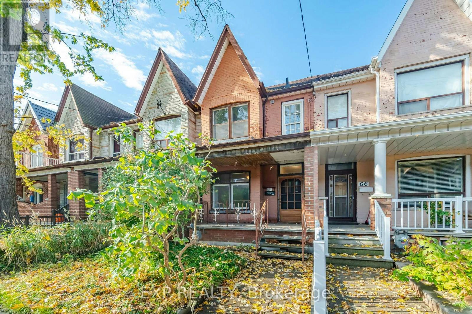 64 Symington Avenue, Toronto, ON, M6P 3W1