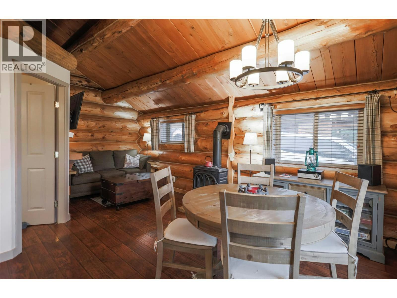 Cabin-10 Hatheume Lake Lodge, Peachland, BC, V1V 1V1 - 12