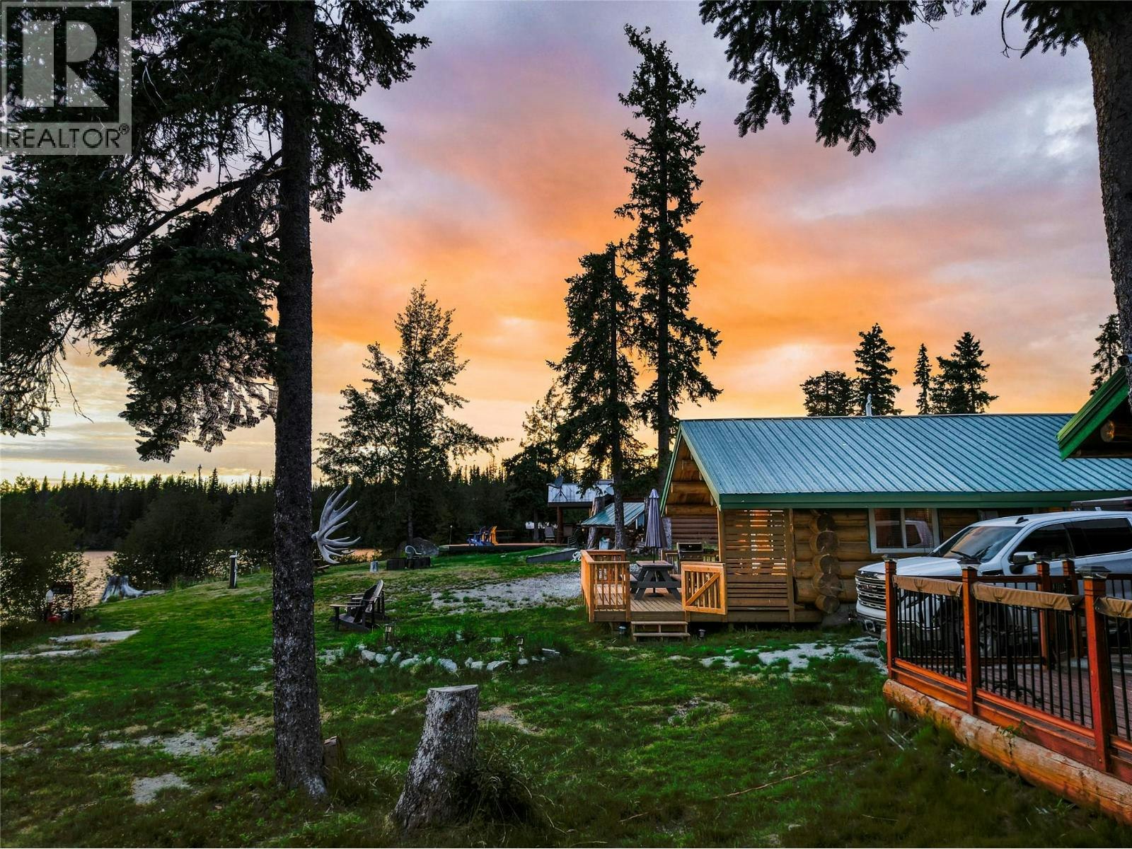 Cabin-10 Hatheume Lake Lodge, Peachland, BC, V1V 1V1 - 41