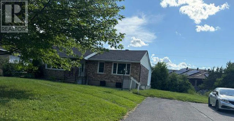 LOWER-40 Gilbey Drive, Ottawa, ON, K2E 5S6 - 8