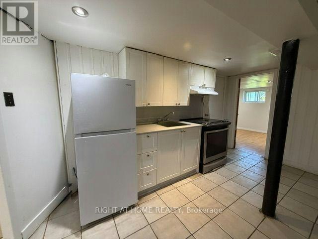 LOWER-40 Gilbey Drive, Ottawa, ON, K2E 5S6