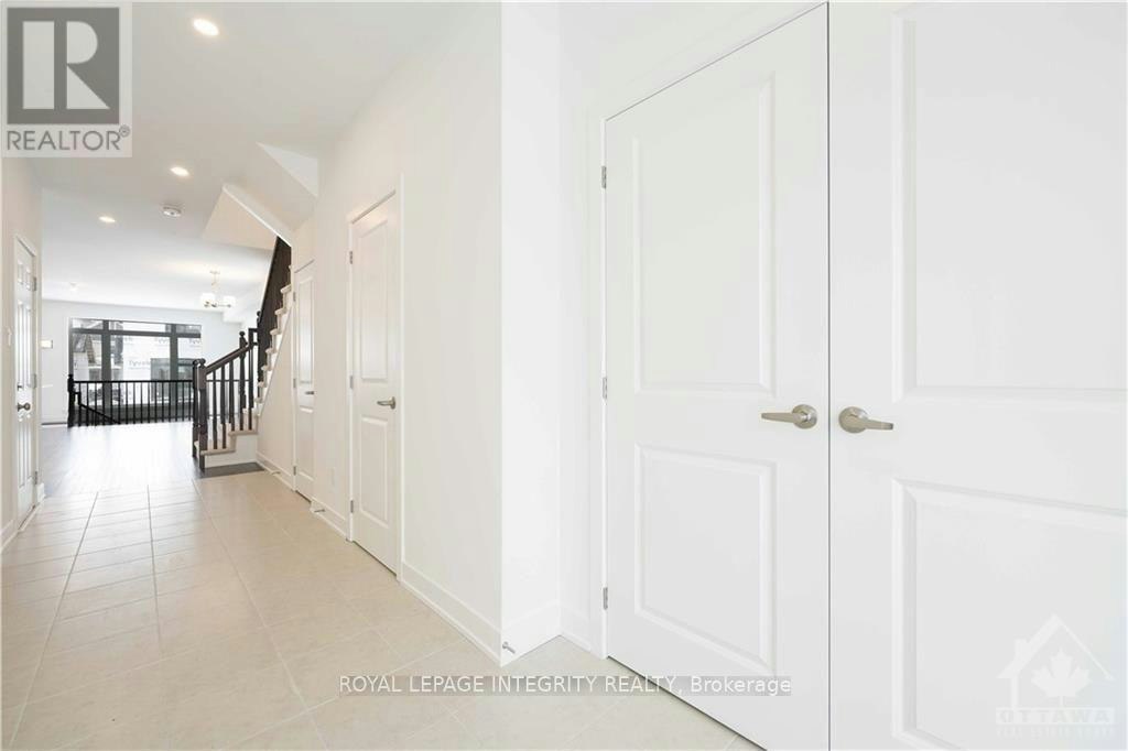 518 Cardamom Terrace, Ottawa, ON, K2S 2Y1 - 3