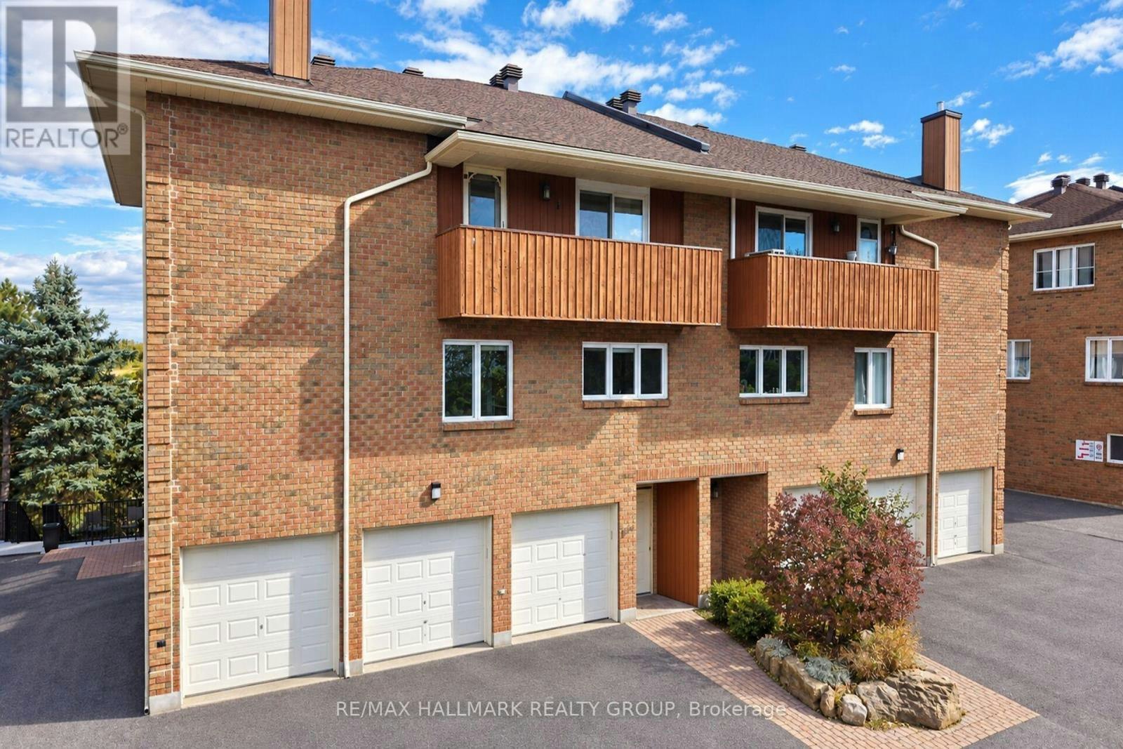 12-207 Stratas Court, Ottawa, ON, K2L 3K5