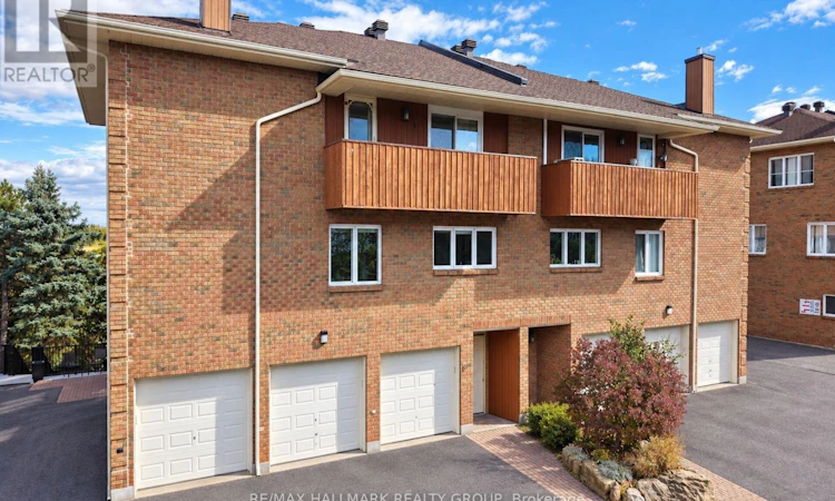 12-207 Stratas Court