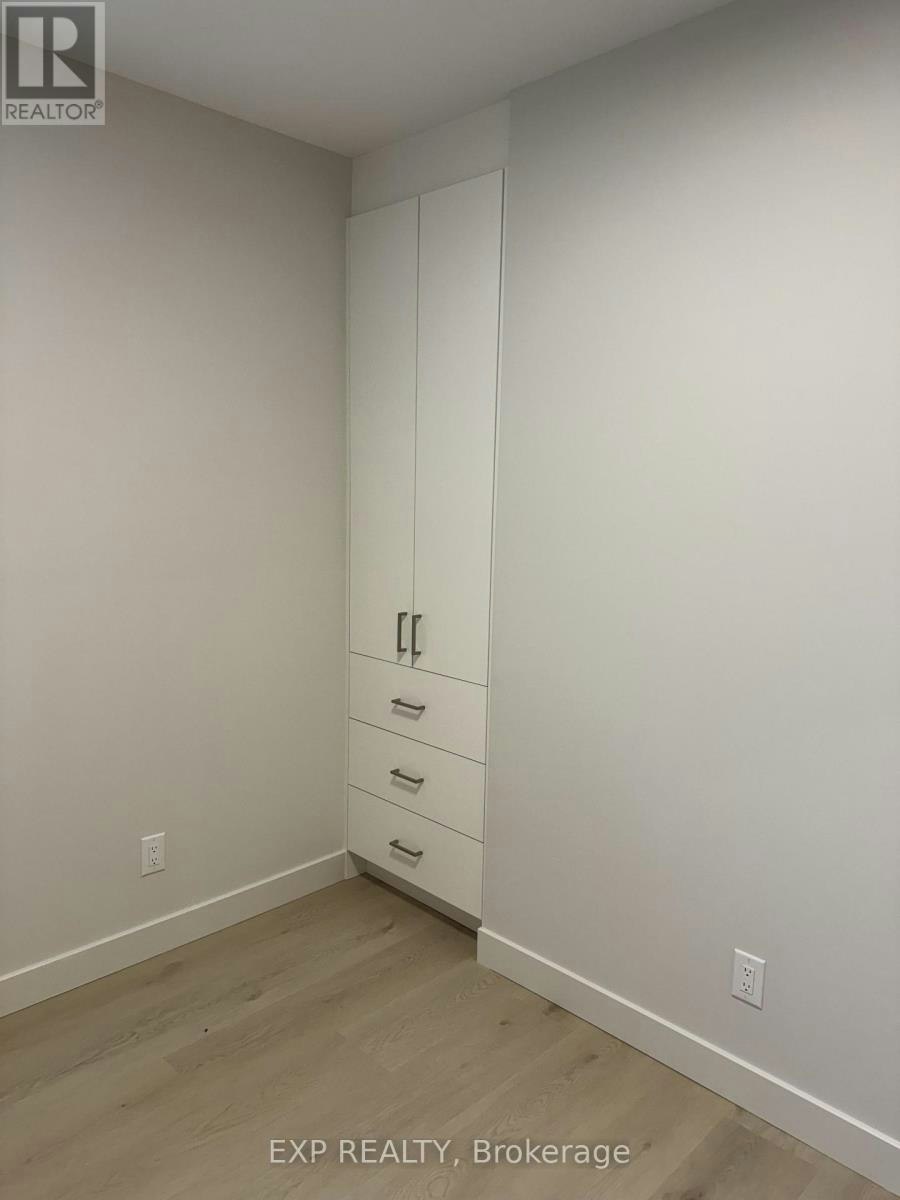 1-1301 Dorchester Avenue, Ottawa, ON, K1Z 8E8 - 8