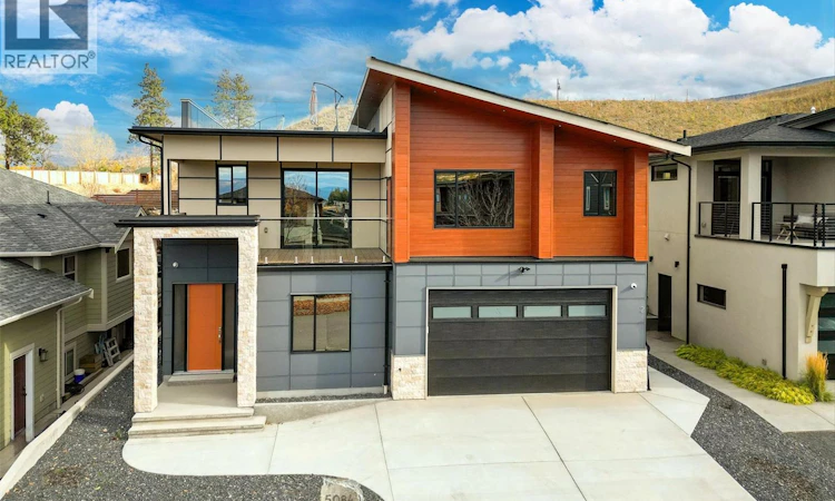 5084 Twinflower Crescent
