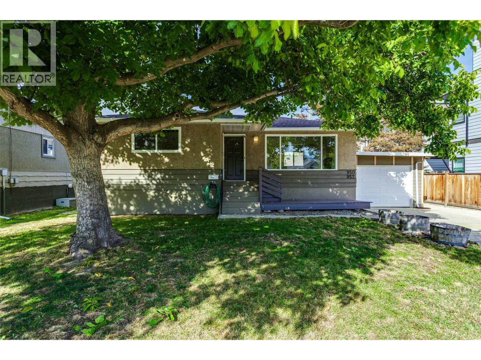 950-952 Stockwell Avenue, Kelowna, BC, V1Y 6W2