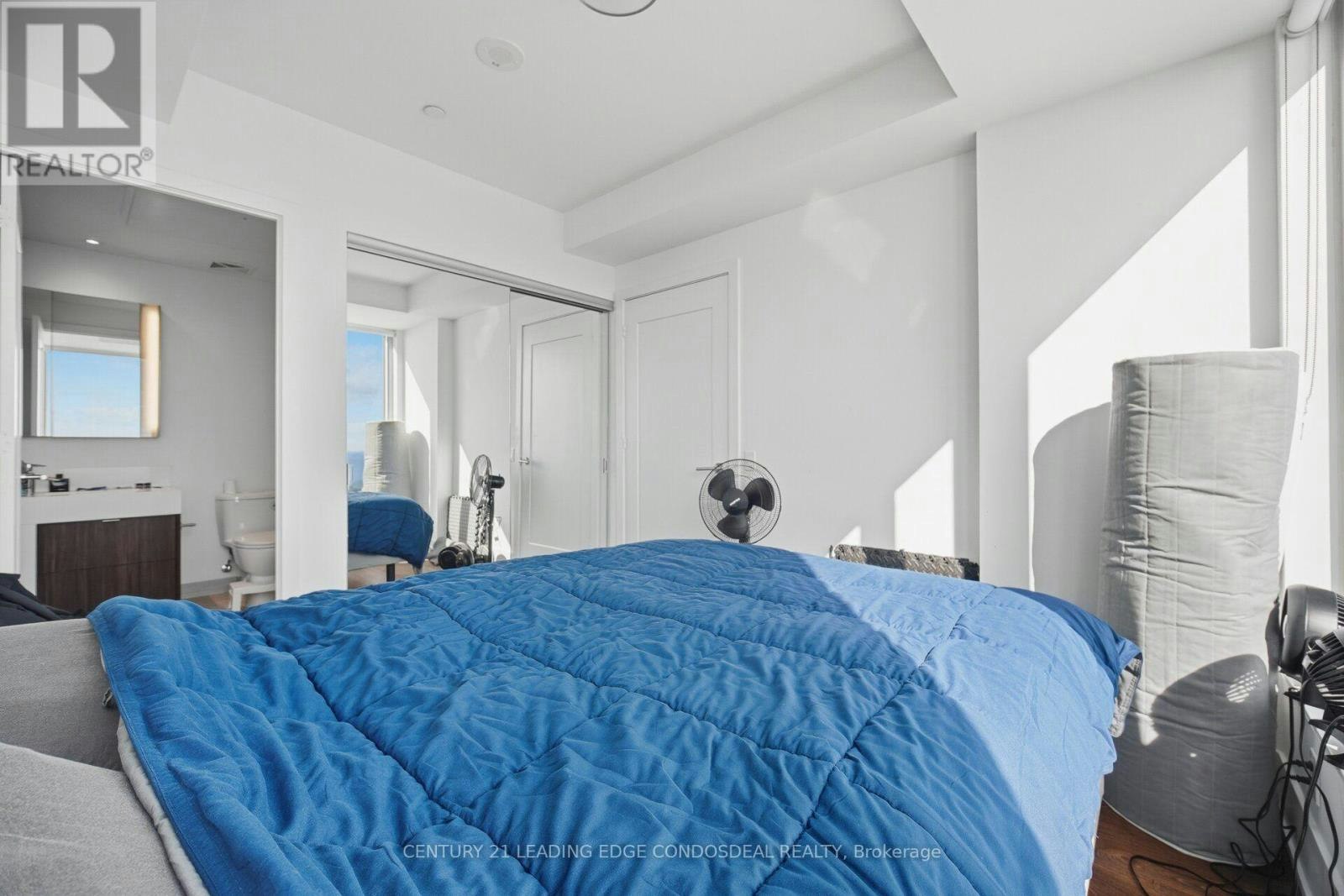 6207-10 York Street, Toronto, ON, M5J 0E1 - 23