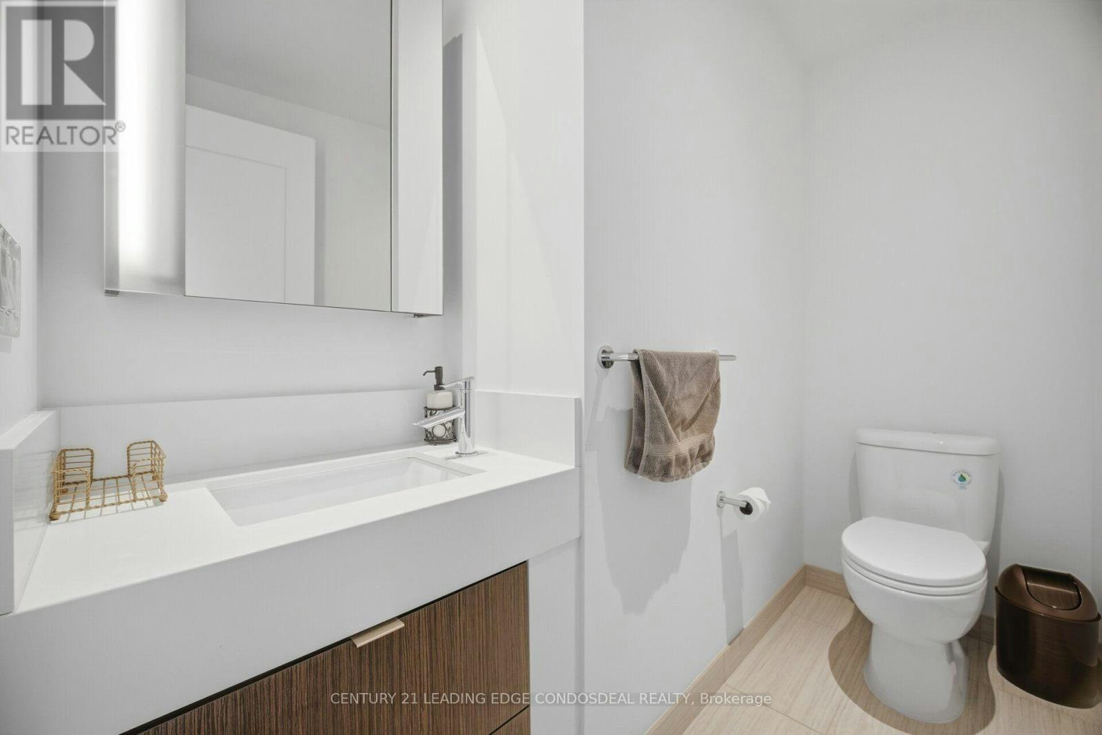 6207-10 York Street, Toronto, ON, M5J 0E1 - 19