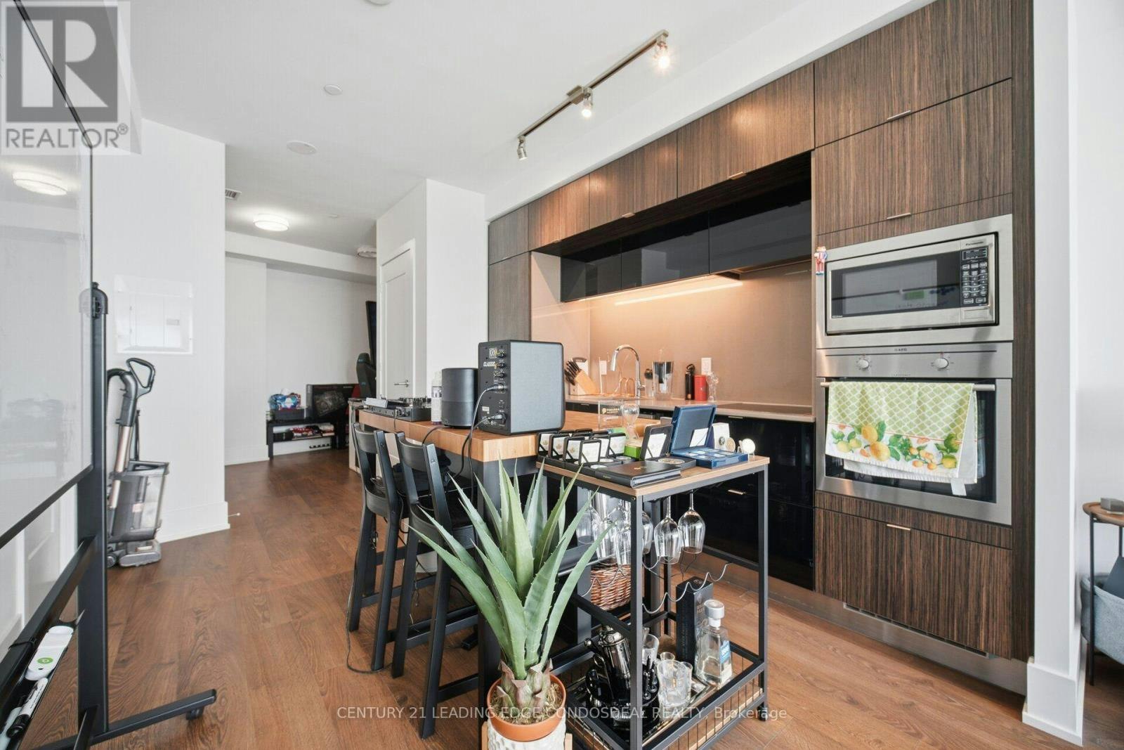 6207-10 York Street, Toronto, ON, M5J 0E1 - 8