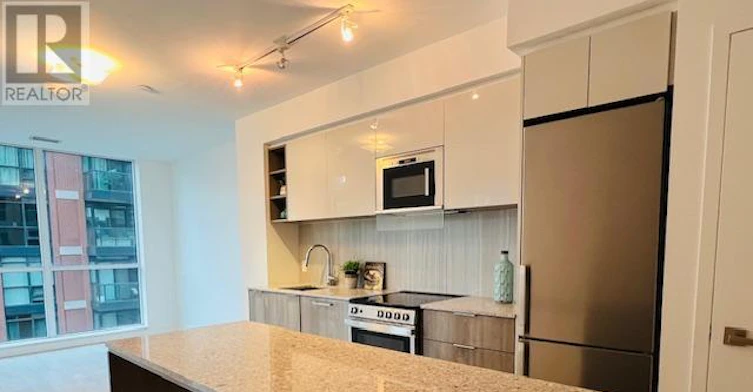 645-31 Tippett Road, Toronto, ON, M6H 0C8 - 6
