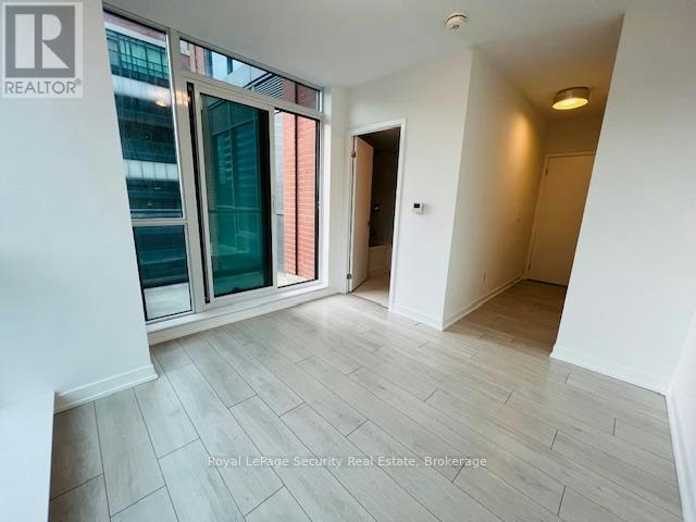 645-31 Tippett Road, Toronto, ON, M6H 0C8 - 18