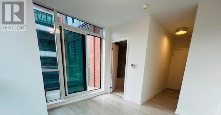 645-31 Tippett Road, Toronto, ON, M6H 0C8 - 18
