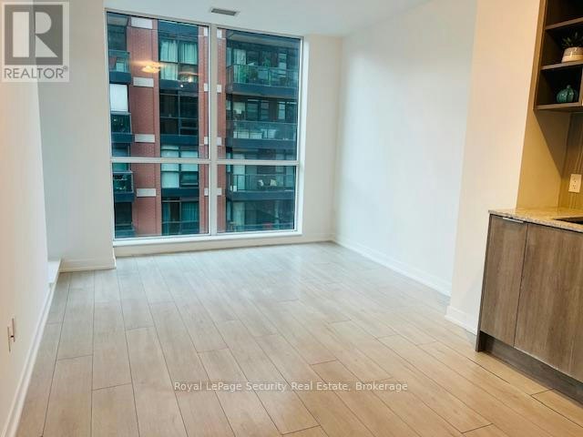 645-31 Tippett Road, Toronto, ON, M6H 0C8 - 24