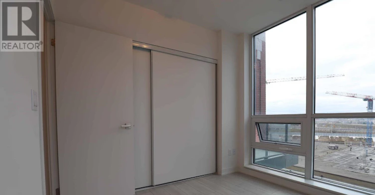 645-31 Tippett Road, Toronto, ON, M6H 0C8 - 5