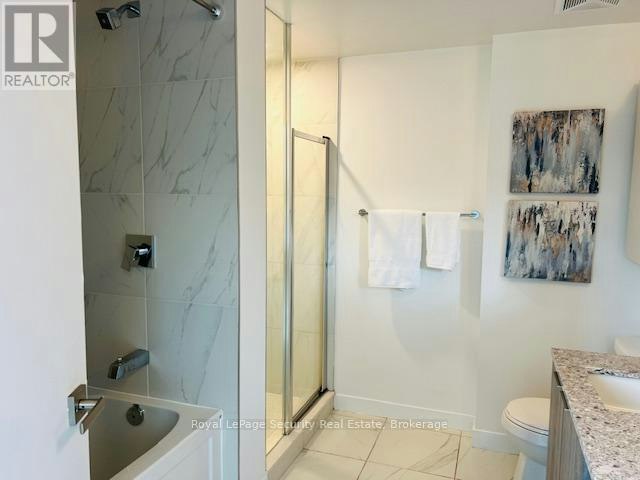 645-31 Tippett Road, Toronto, ON, M6H 0C8 - 17