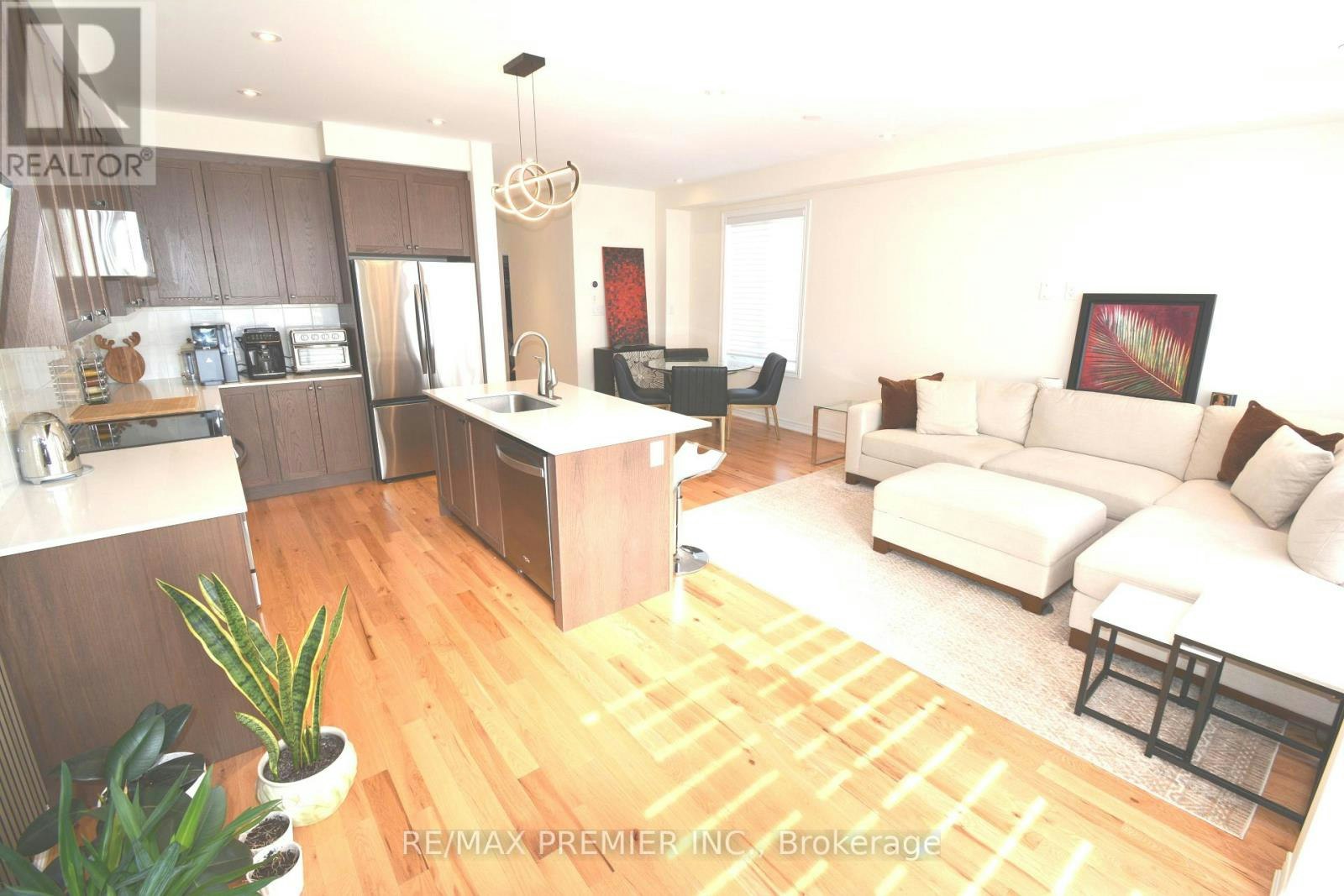 101 Kinloss Street, Vaughan, ON, L4H 5J5 - 9