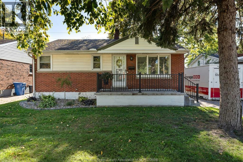 1205 Chappell, Windsor, ON, N9C 3C8