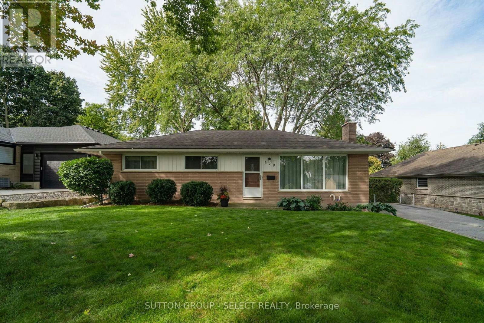 379 Willard Crescent, London, ON, N6K 2H8