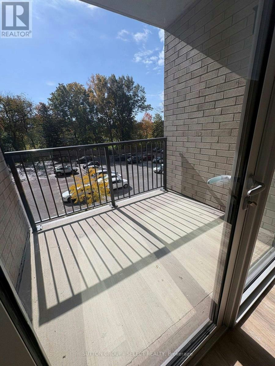 303-99 Pond Mills Road, London, ON, N5Z 3X3 - 12