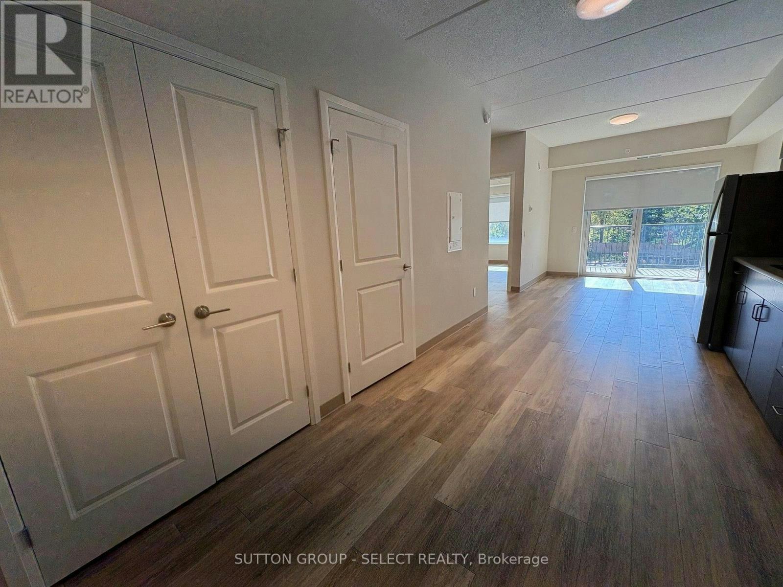 303-99 Pond Mills Road, London, ON, N5Z 3X3 - 4