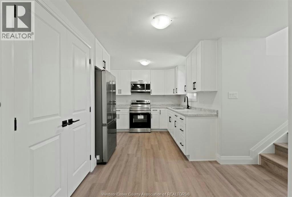LOWER 2-1850 Meighen, Windsor, ON, N8W 0B6 - 2