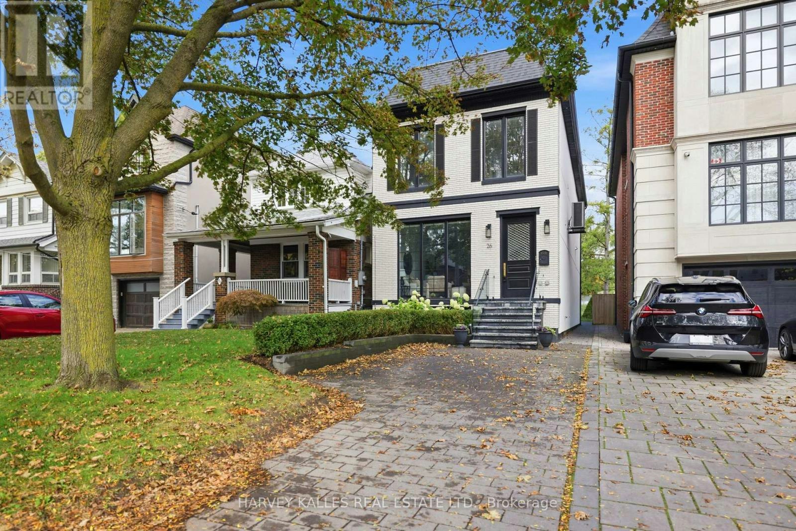 26 St Germain Avenue, Toronto, ON, M5M 1V8