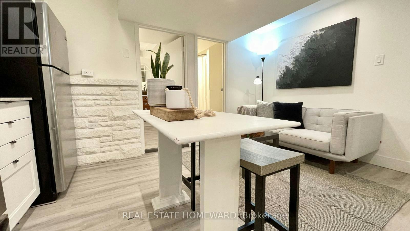 LOWER-145 Boston Avenue, Toronto, ON, M4M 2T8 - 4