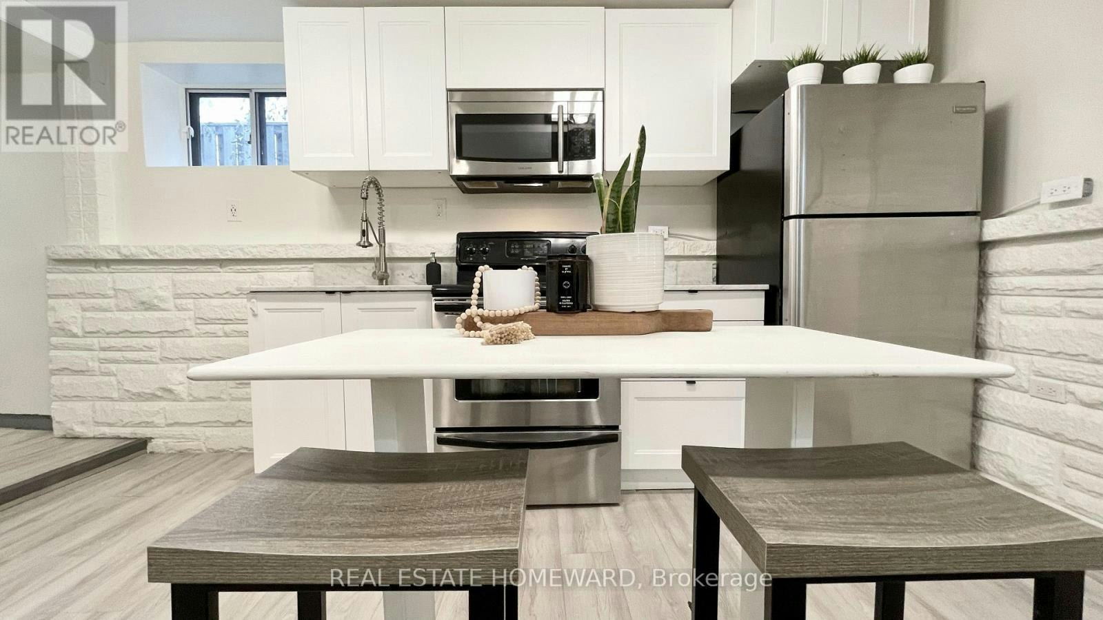 LOWER-145 Boston Avenue, Toronto, ON, M4M 2T8 - 3