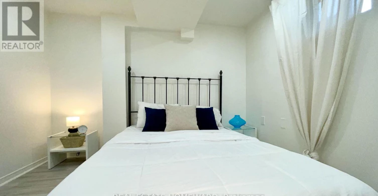 LOWER-145 Boston Avenue, Toronto, ON, M4M 2T8 - 15
