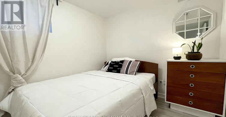 LOWER-145 Boston Avenue, Toronto, ON, M4M 2T8 - 18