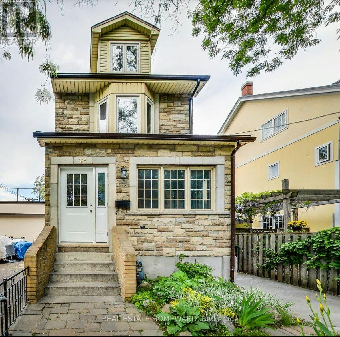 LOWER-145 Boston Avenue, Toronto, ON, M4M 2T8