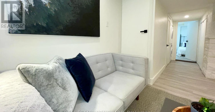 LOWER-145 Boston Avenue, Toronto, ON, M4M 2T8 - 6