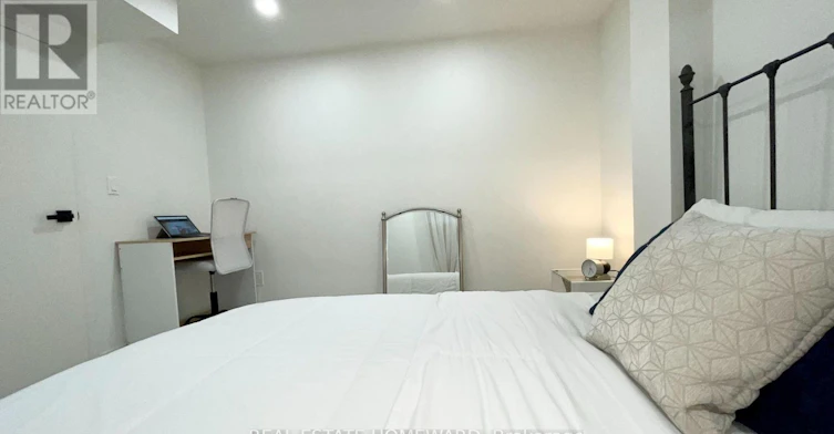 LOWER-145 Boston Avenue, Toronto, ON, M4M 2T8 - 14