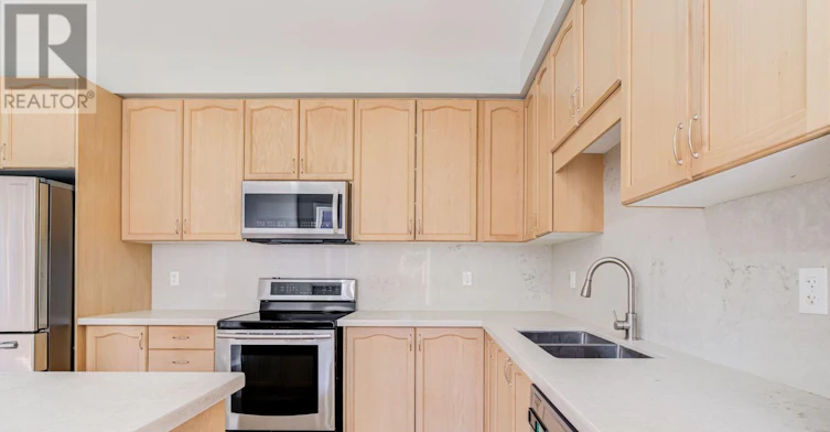 106 Creekland Avenue, Whitchurch-Stouffville, ON, L4A 1X4 - 13