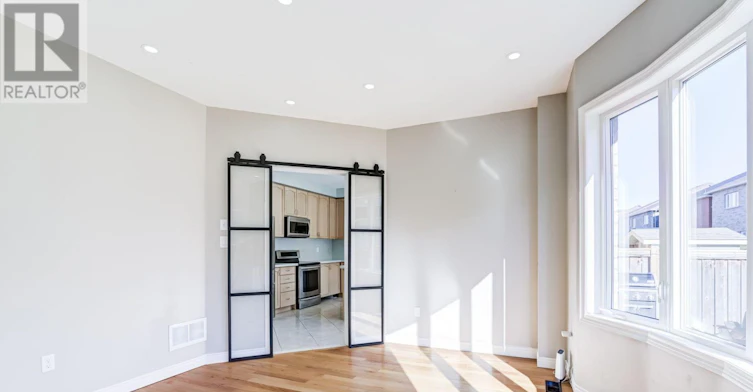 106 Creekland Avenue, Whitchurch-Stouffville, ON, L4A 1X4 - 25