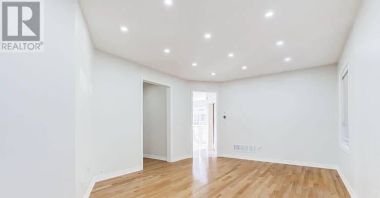 106 Creekland Avenue, Whitchurch-Stouffville, ON, L4A 1X4 - 17