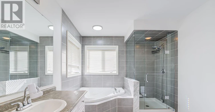 106 Creekland Avenue, Whitchurch-Stouffville, ON, L4A 1X4 - 38