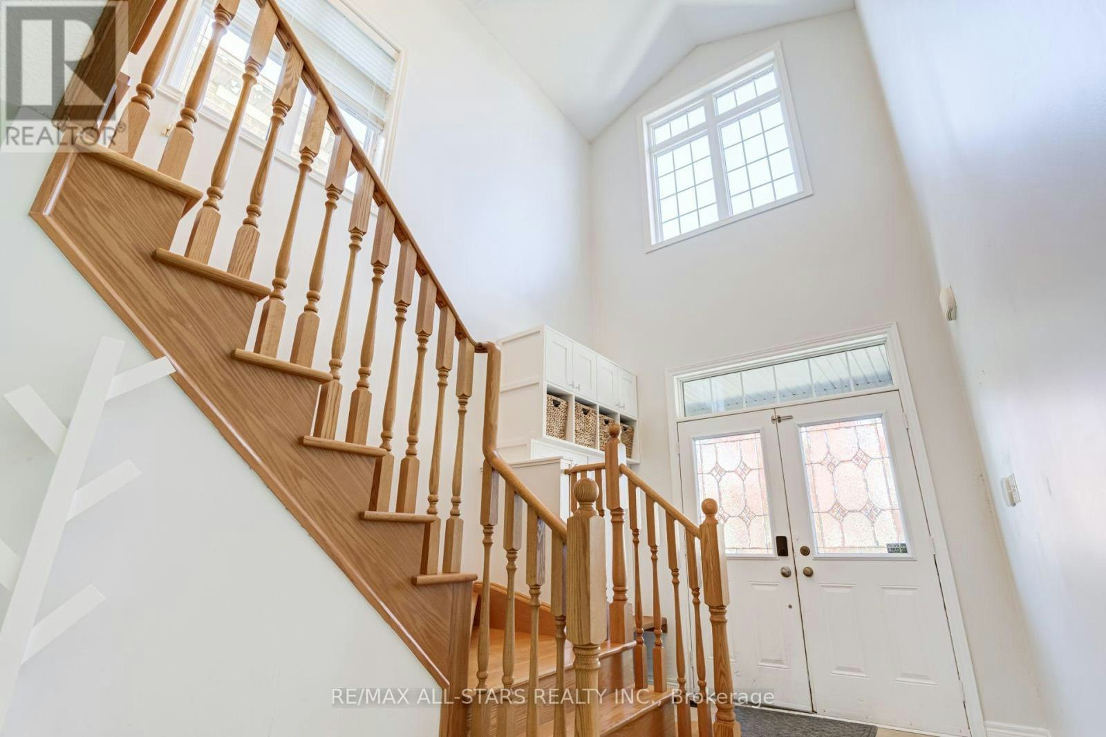 106 Creekland Avenue, Whitchurch-Stouffville, ON, L4A 1X4 - 6