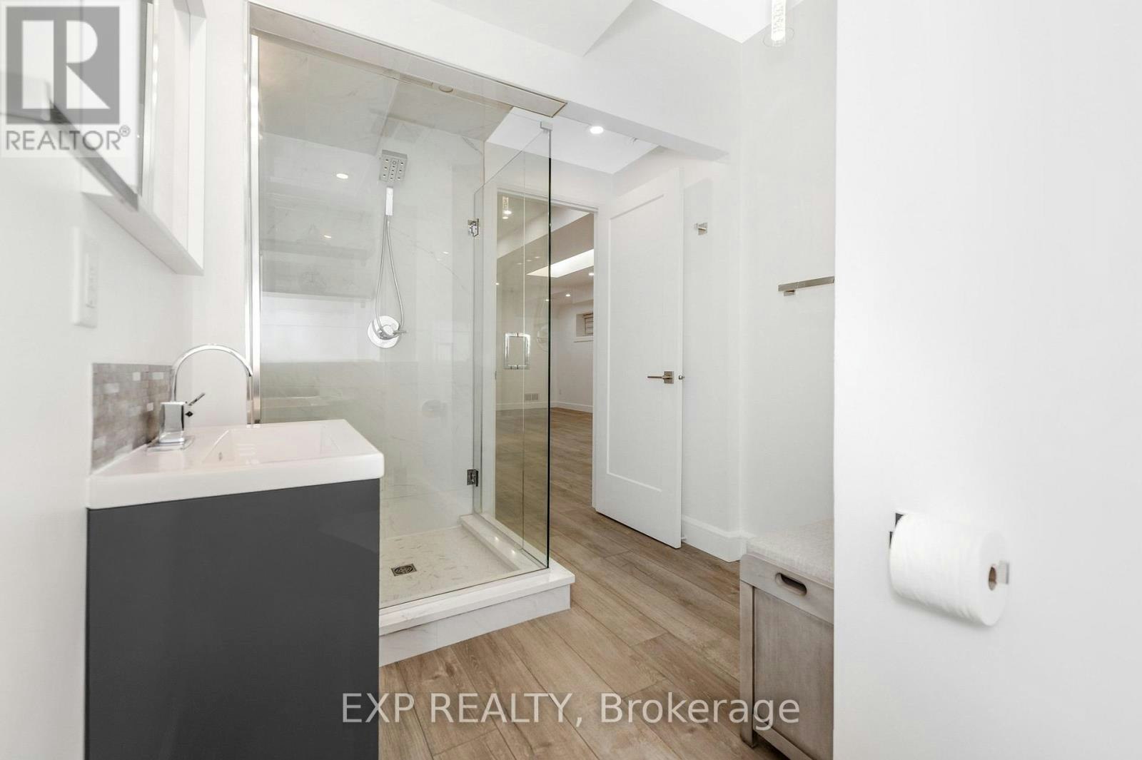 1-120 Eccles Street, Ottawa, ON, K1R 6S8 - 22