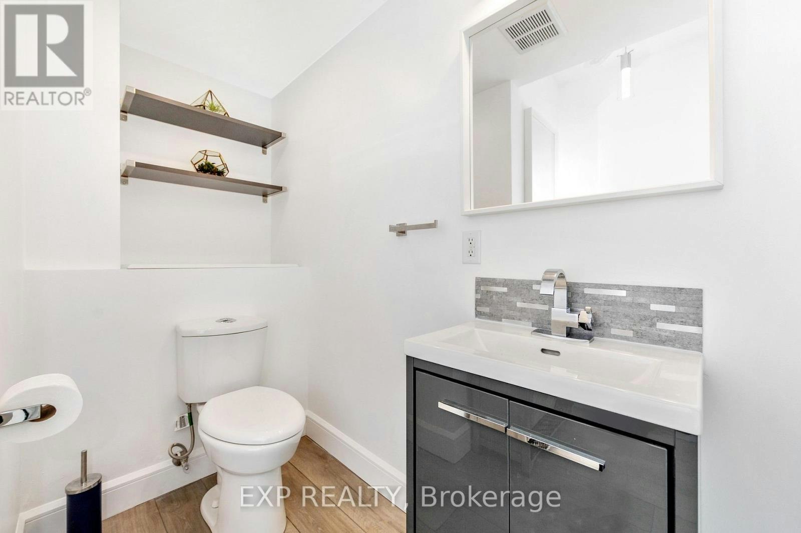 1-120 Eccles Street, Ottawa, ON, K1R 6S8 - 20