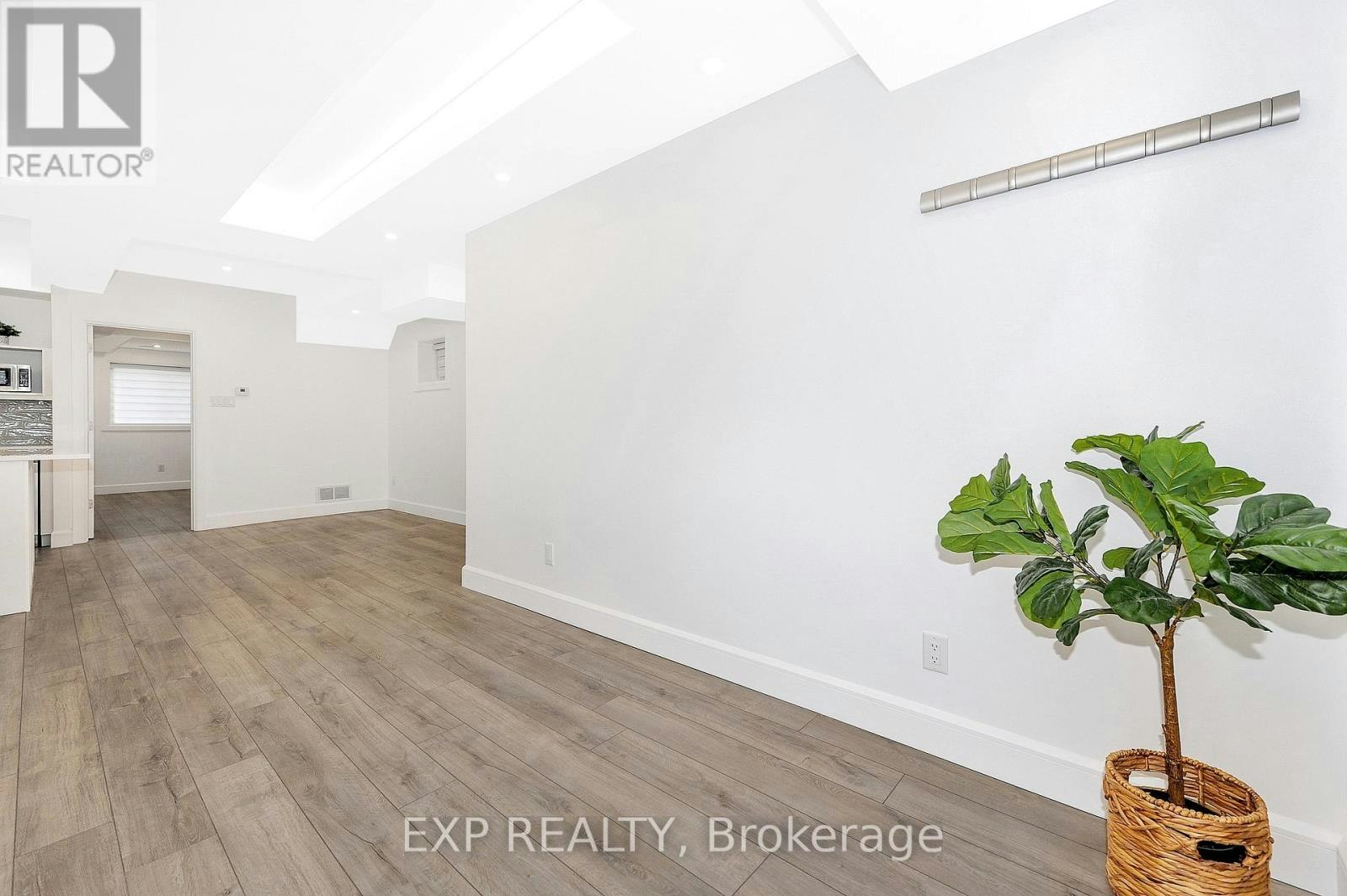 1-120 Eccles Street, Ottawa, ON, K1R 6S8 - 16