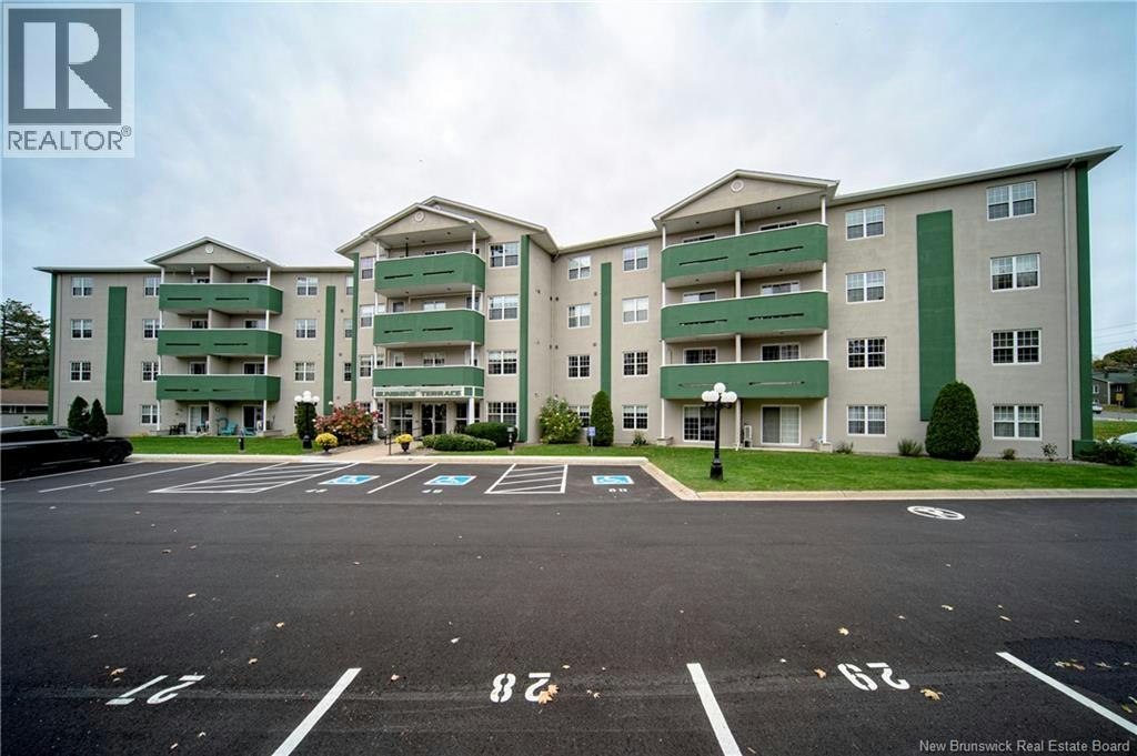 211-158 Hanwell Road, Fredericton, NB, E3B 9K7